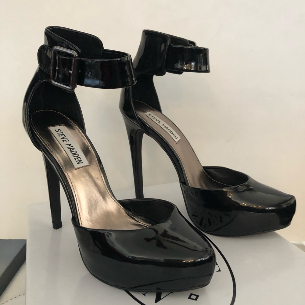 Steve Madden Shyyy Black patent pumps 7